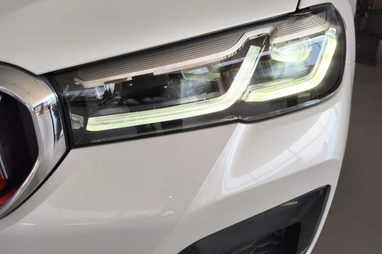 Used BMW 5 Series 2022 Second Facelift 530Li Luxury Version M Sport Package Left Front Headlight