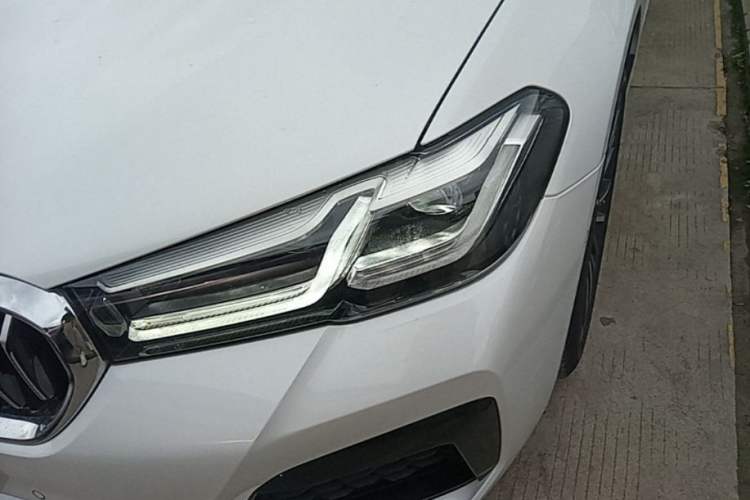 Used BMW 5 Series 2022 Second Facelift 530Li Leading Edition M Sport Package Left Front Headlight