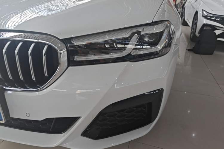 Used BMW 5 Series 2022 Restyled 530Li Leading Edition M Sport Package Left Front Headlight