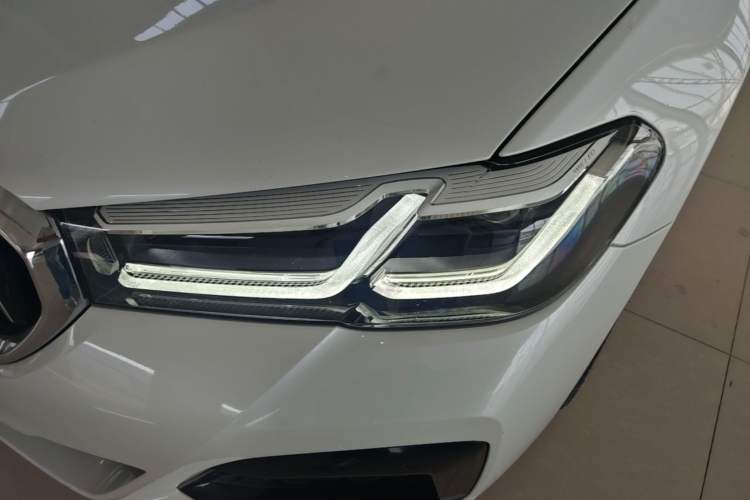 Used BMW 5 Series 2022 Second Facelift 525Li M Sport Package Left Front Headlight