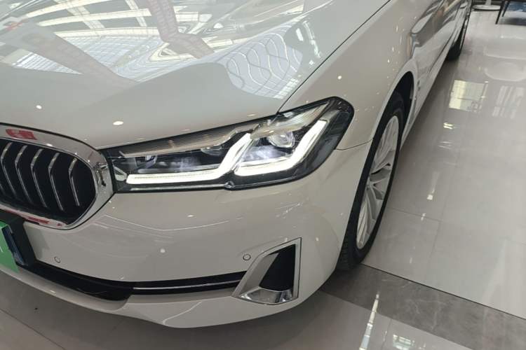 Used BMW 5 Series 2022 525Li Luxury Package Left Front Headlight