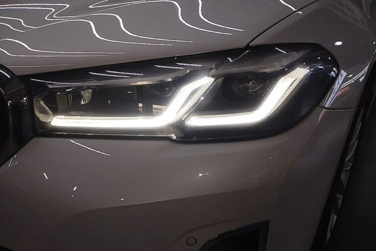 Used BMW 5 Series 2022 Restyled 525Li Luxury Package Left Front Headlight
