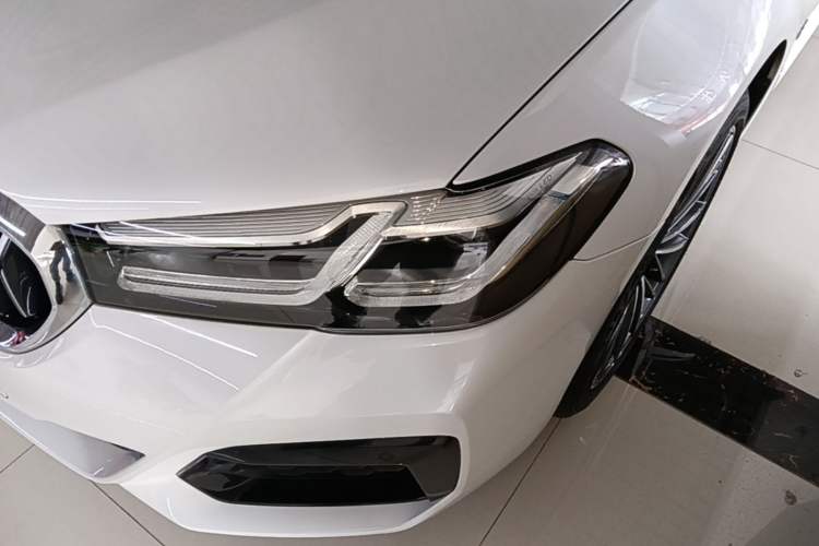 Used BMW 5 Series 2022 Second Facelift 530Li Leading Edition M Sport Package Left Front Headlight