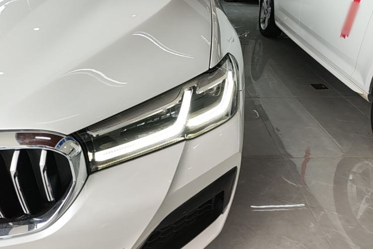 Used BMW 5 Series 2022 Restyled 525Li M Sport Package Left Front Headlight