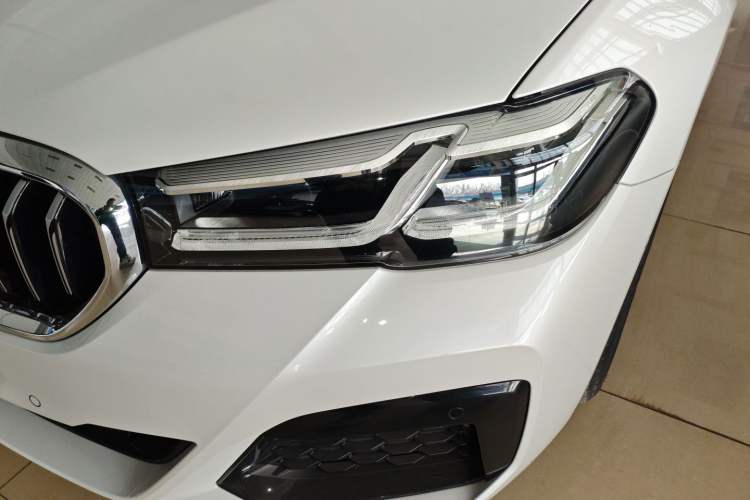 Used BMW 5 Series 2022 Revised Version 3 530Li Luxury Edition M Sport Package Left Front Headlight