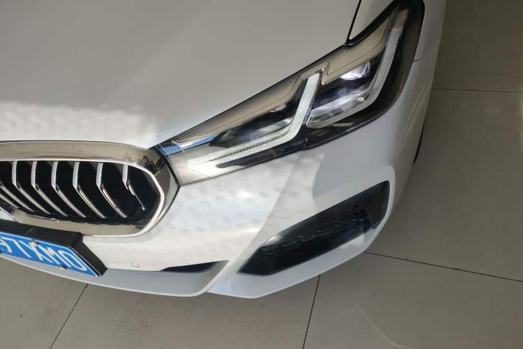 Used BMW 5 Series 2022 Second Facelift 530Li Leading Edition M Sport Package Left Front Headlight