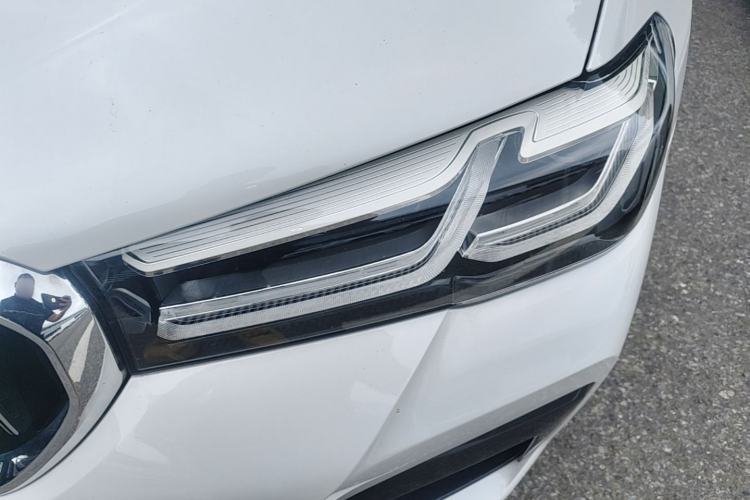 Used BMW 5 Series 2022 Second Facelift 525Li M Sport Package Left Front Headlight