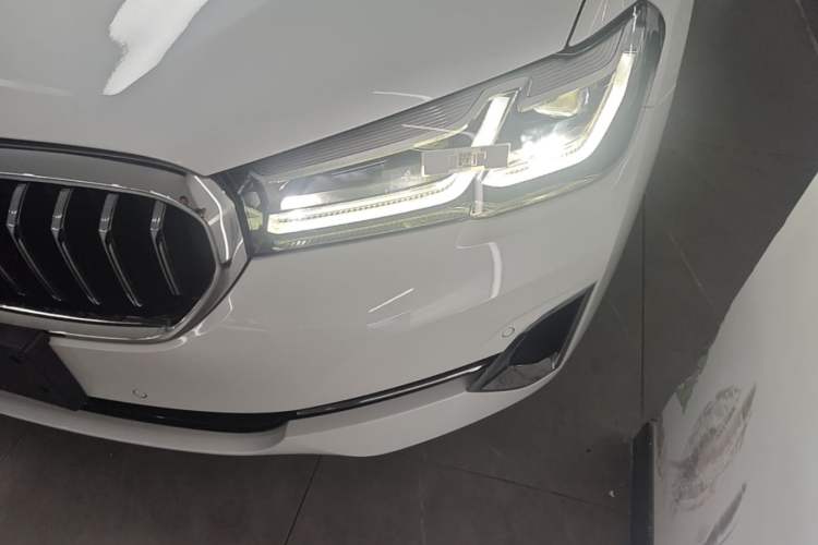 Used BMW 5 Series 2022 Updated 530Li xDrive Luxury Package Left Front Headlight