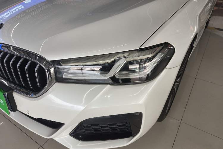 Used BMW 5 Series 2022 Restyled 530Li Leading Edition M Sport Package Left Front Headlight