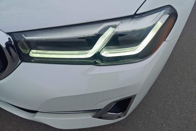 Used BMW 5 Series 2022 Second Facelift 530Li Luxury Edition Premium Package Left Front Headlight