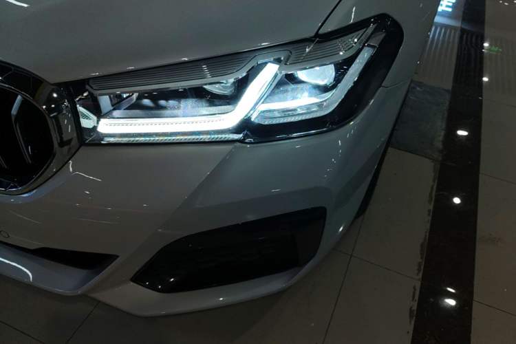 Used BMW 5 Series 2022 Second Facelift 525Li M Sport Package Left Front Headlight