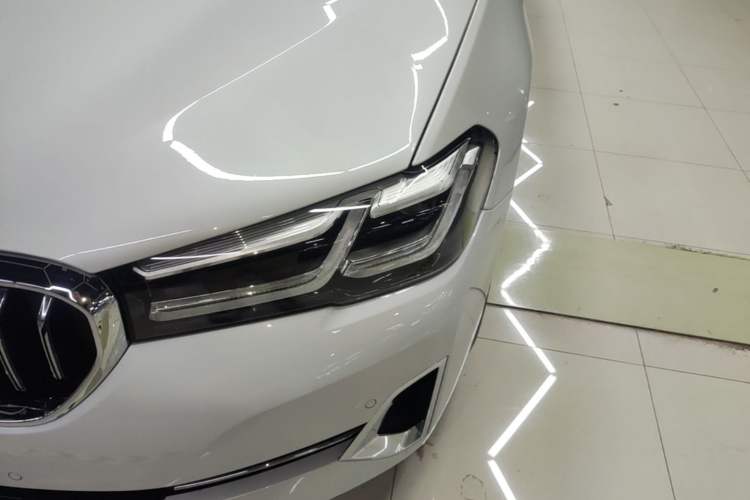 Used BMW 5 Series 2022 Restyled 525Li Luxury Package Left Front Headlight