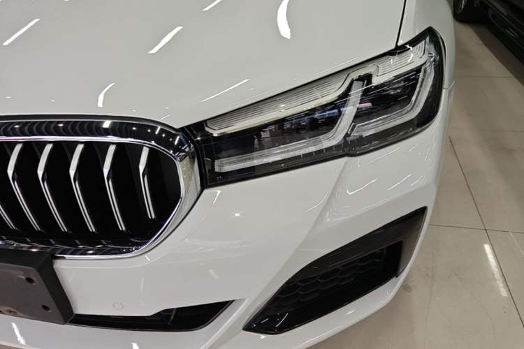 Used BMW 5 Series 2022 Second Facelift 525Li M Sport Package Left Front Headlight