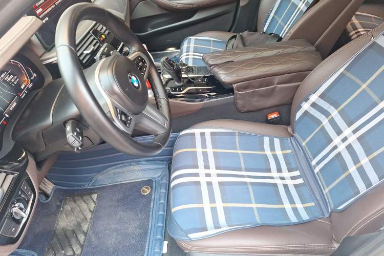 Used BMW 5 Series 2022 Revised Version 530Li xDrive M Sport Package Left Front Seat