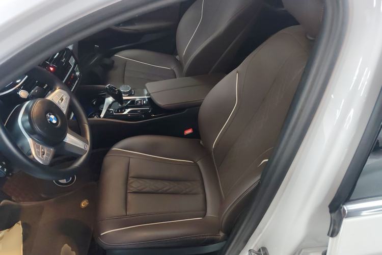 Used BMW 5 Series 2022 Second Facelift 525Li M Sport Package Left Front Seat