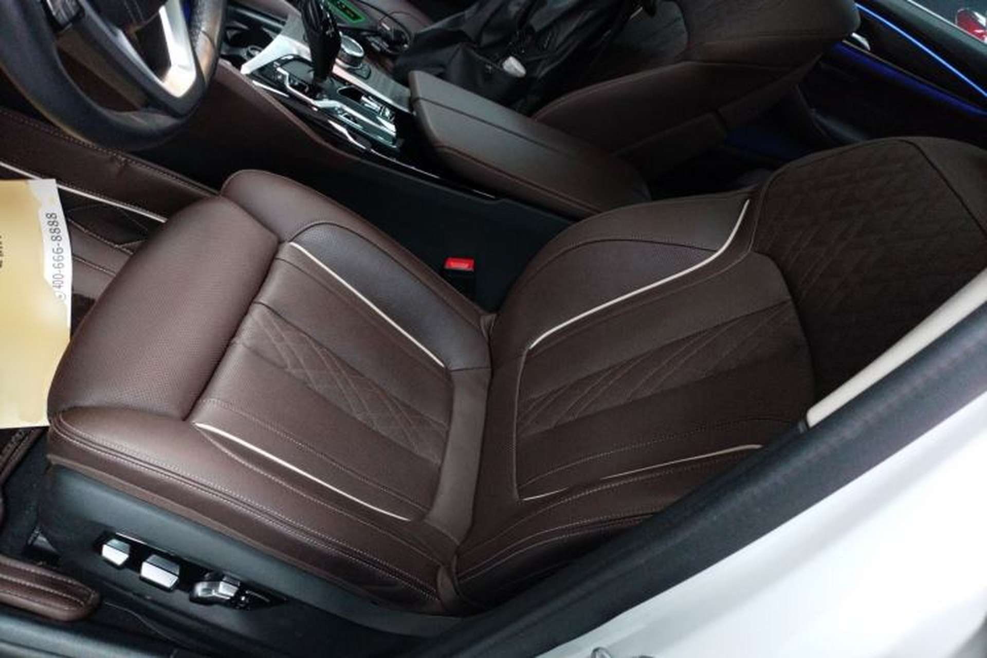 Used BMW 5 Series 2022 Second Facelift 530Li Luxury Edition Premium Package Left Front Seat