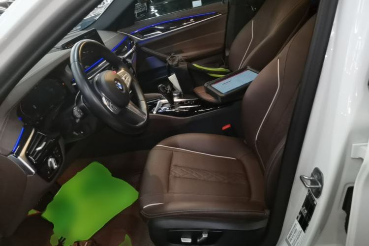 Used BMW 5 Series 2022 Second Facelift 525Li M Sport Package Left Front Seat