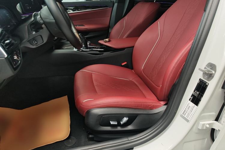 Used BMW 5 Series 2022 Restyled 525Li M Sport Package Left Front Seat