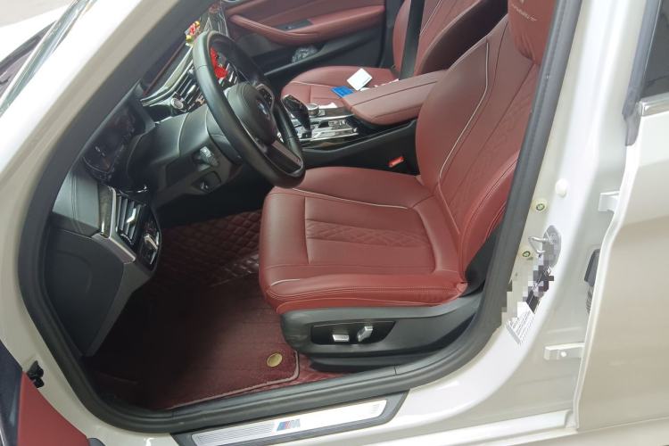 Used BMW 5 Series 2022 Restyled 525Li M Sport Package Left Front Seat