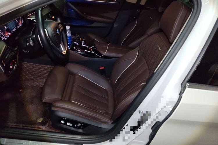 Used BMW 5 Series 2022 Second Facelift 530Li Luxury Edition Premium Package Left Front Seat