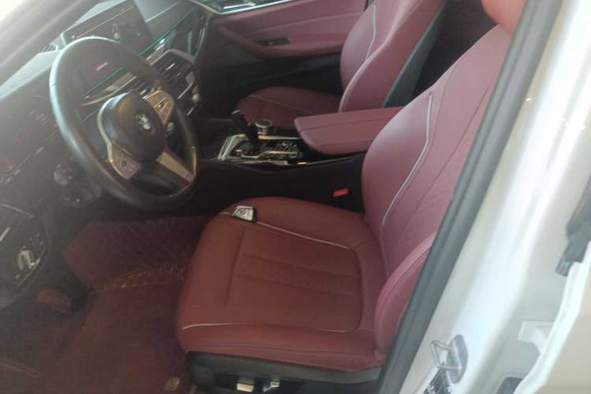 Used BMW 5 Series 2022 Second Facelift 525Li M Sport Package Left Front Seat
