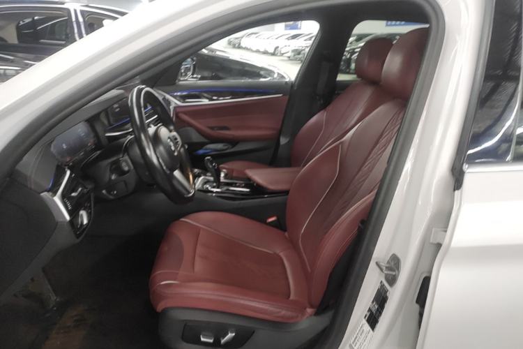 Used BMW 5 Series 2022 Restyled 525Li M Sport Package Left Front Seat