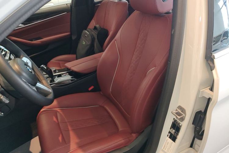 Used BMW 5 Series 2022 Second Facelift 525Li M Sport Package Left Front Seat