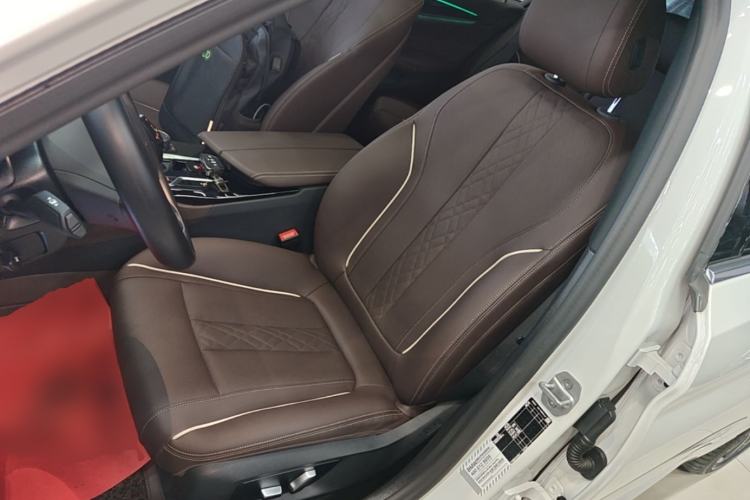 Used BMW 5 Series 2022 Second Facelift 525Li M Sport Package Left Front Seat