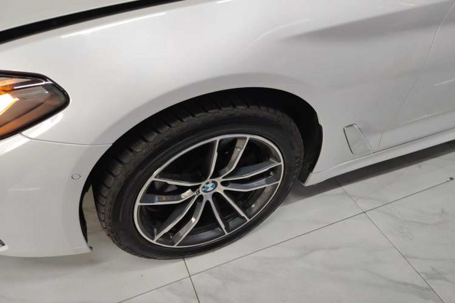 Used BMW 5 Series 2022 Restyled 525Li M Sport Package Left Front Wheel Hub