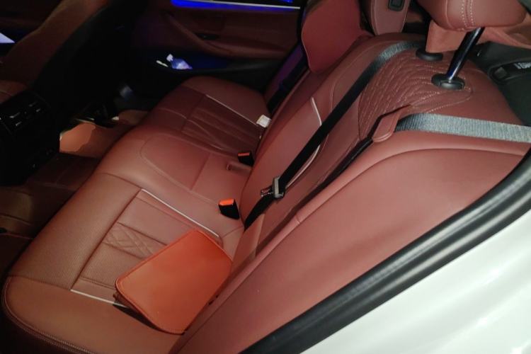 Used BMW 5 Series 2022 Restyled 525Li M Sport Package Left Rear Seat