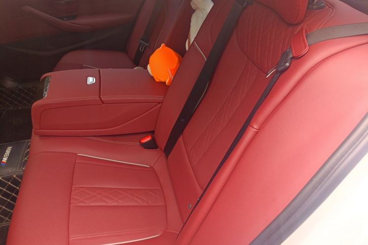 Used BMW 5 Series 2022 Restyled 525Li M Sport Package Left Rear Seat