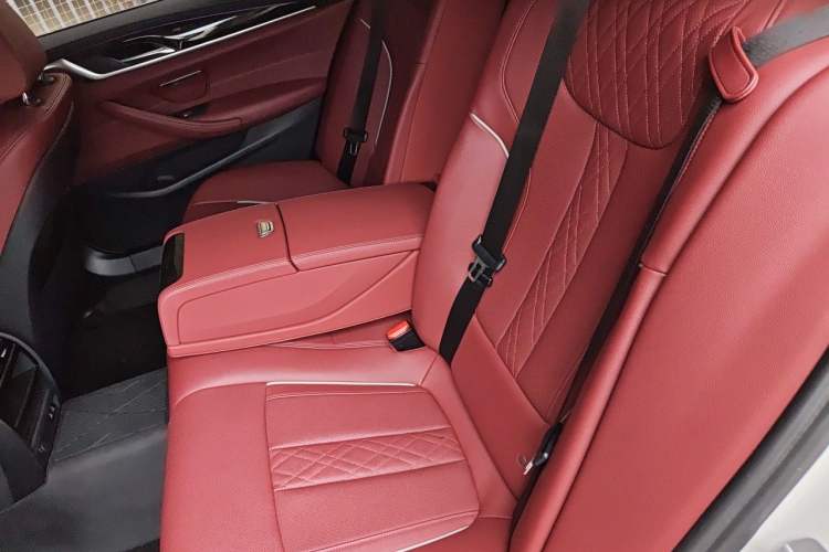Used BMW 5 Series 2022 Restyled 525Li M Sport Package Left Rear Seat
