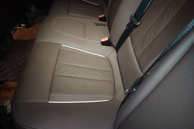 Used BMW 5 Series 2022 Second Facelift 530Li Leading Edition M Sport Package Left Rear Seat
