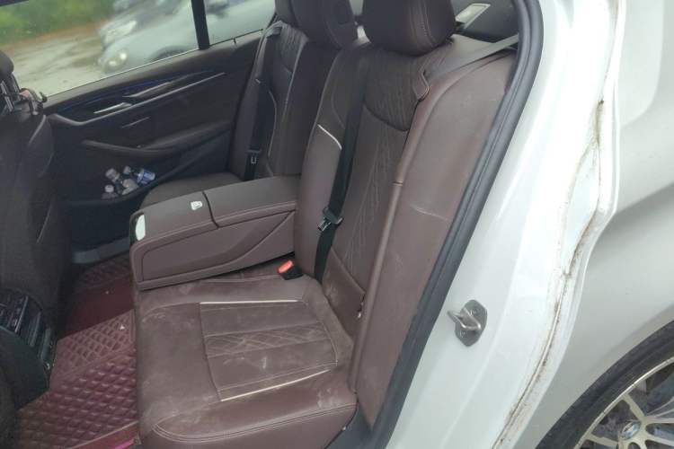 Used BMW 5 Series 2022 525Li M Sport Package Left Rear Seat