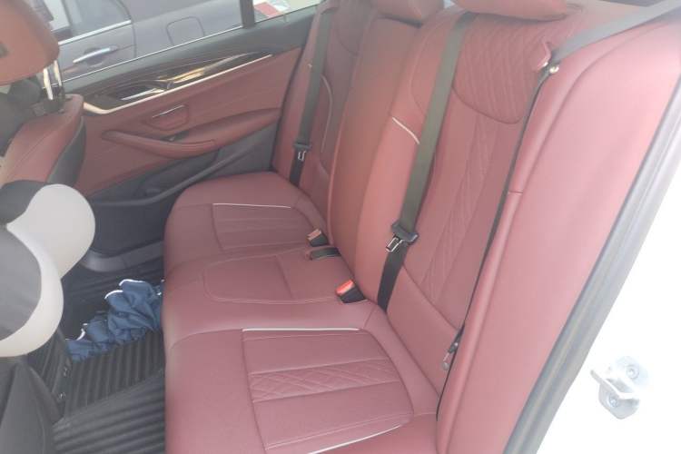 Used BMW 5 Series 2022 Restyled 525Li M Sport Package Left Rear Seat