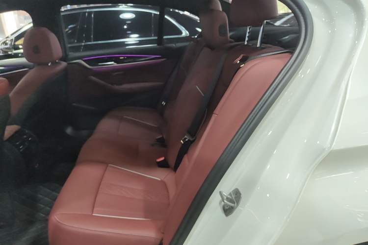 Used BMW 5 Series 2022 Second Facelift 525Li M Sport Package Left Rear Seat