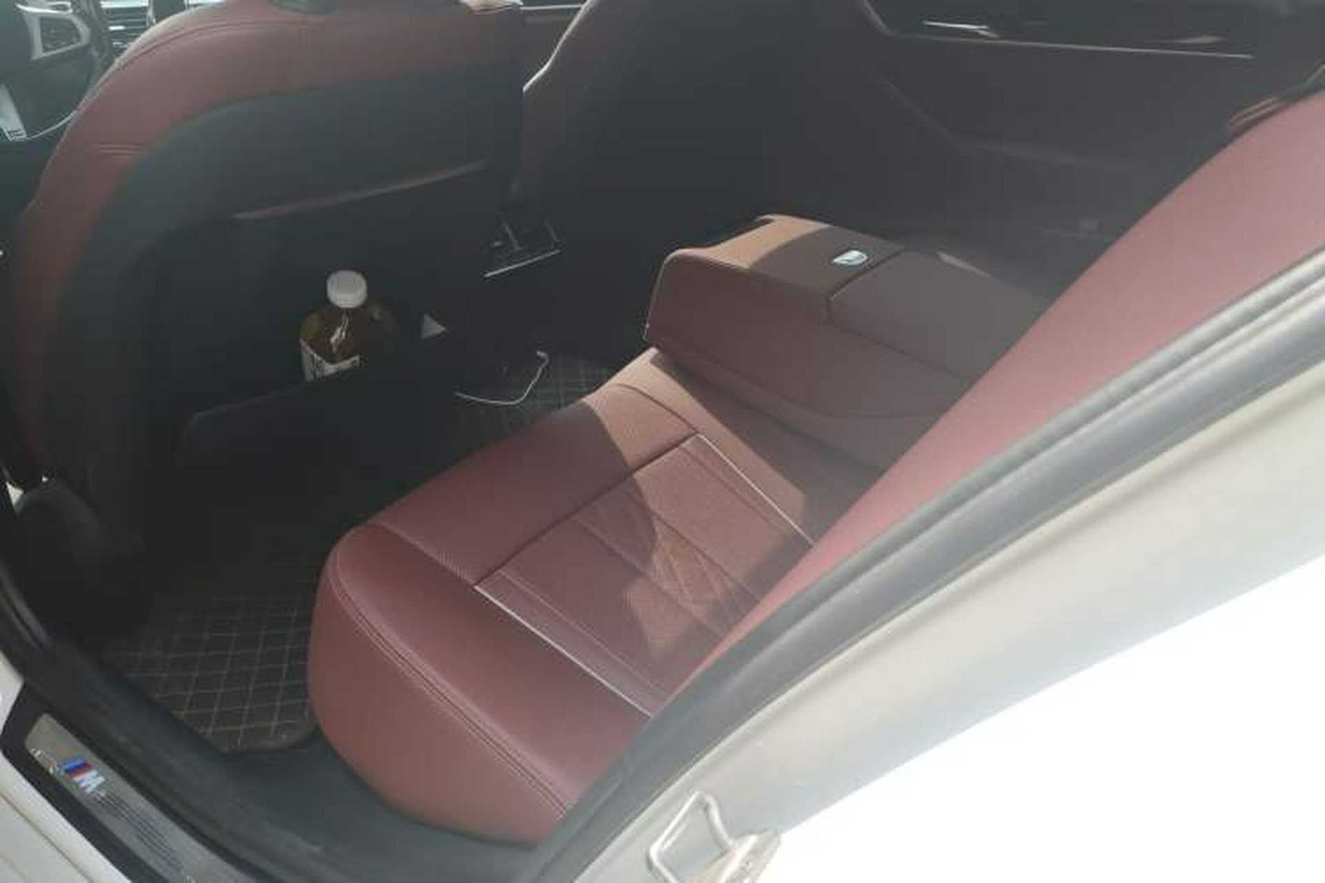 Used BMW 5 Series 2022 Restyled 530Li Leading Edition M Sport Package Left Rear Seat