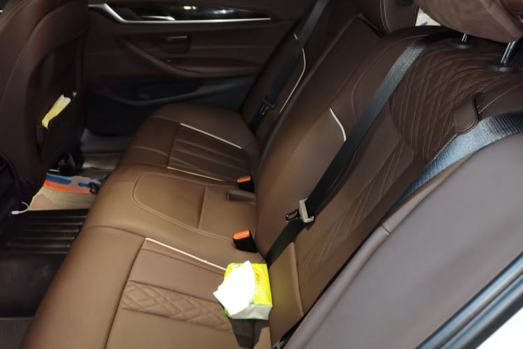 Used BMW 5 Series 2022 Restyled 525Li M Sport Package Left Rear Seat