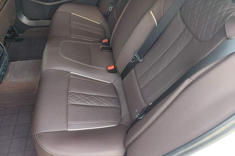 Used BMW 5 Series 2022 Second Facelift 525Li M Sport Package Left Rear Seat
