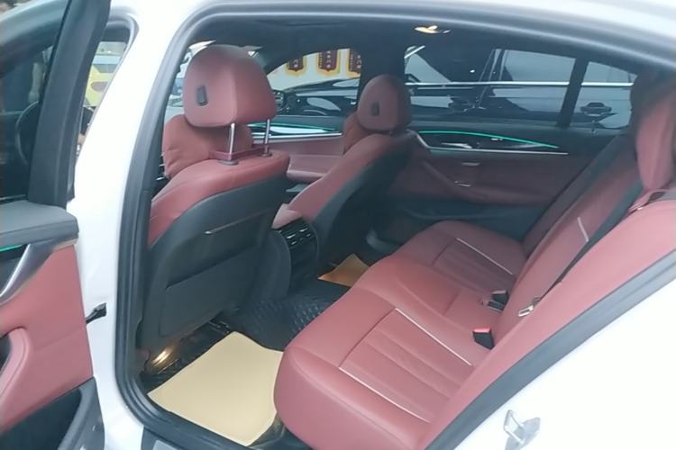 Used BMW 5 Series 2022 Second Facelift 525Li M Sport Package Left Rear Seat