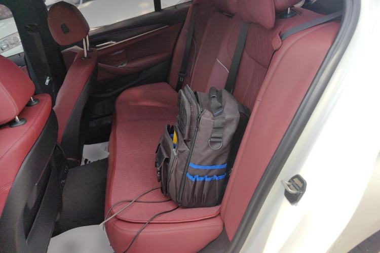 Used BMW 5 Series 2022 Revised Version 530Li xDrive M Sport Package Left Rear Seat