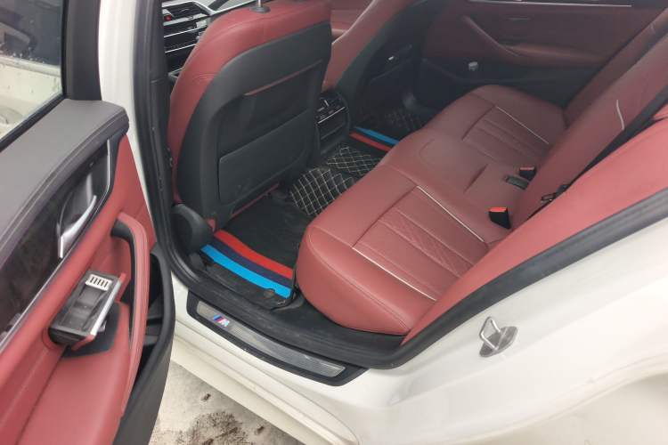 Used BMW 5 Series 2022 Second Facelift 525Li M Sport Package Left Rear Seat