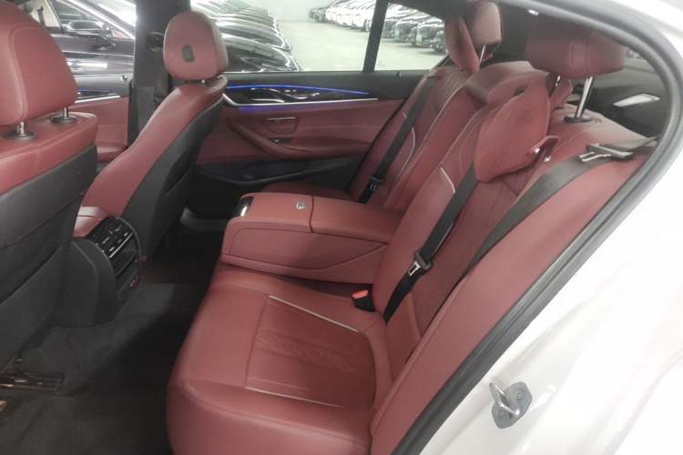 Used BMW 5 Series 2022 Restyled 525Li M Sport Package Left Rear Seat