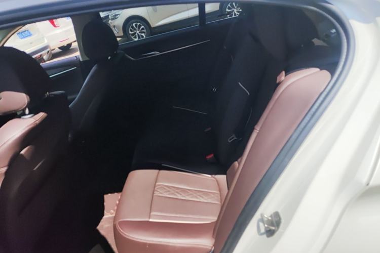 Used BMW 5 Series 2022 Updated 530Li Leading Edition Luxury Package Left Rear Seat
