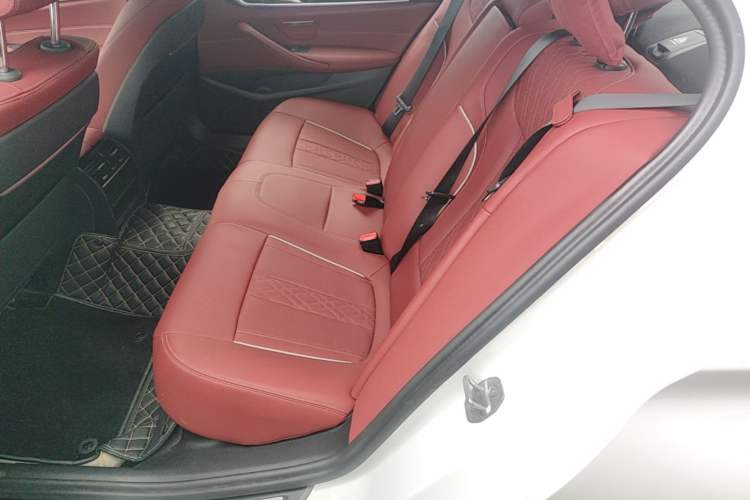 Used BMW 5 Series 2022 Second Facelift 525Li M Sport Package Left Rear Seat