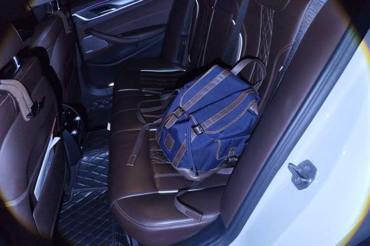 Used BMW 5 Series 2022 540i Sport Line M Sport Package Left Rear Seat
