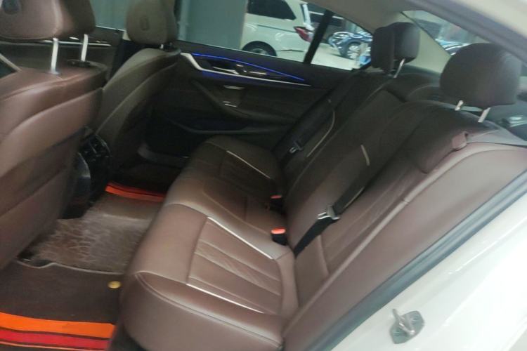 Used BMW 5 Series 2022 Restyled 525Li Luxury Package Left Rear Seat