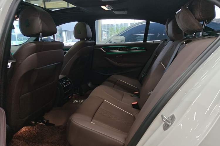 Used BMW 5 Series 2022 Second Facelift 525Li M Sport Package Left Rear Seat