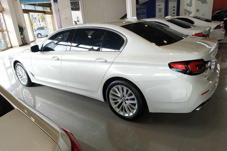 Used BMW 5 Series 2022 Restyled 525Li Luxury Package Left Side