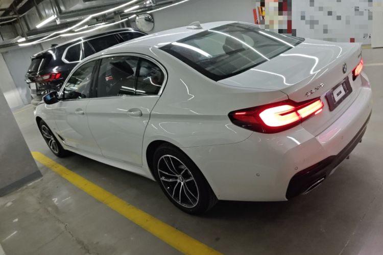 Used BMW 5 Series 2022 Second Facelift 525Li M Sport Package Left Side